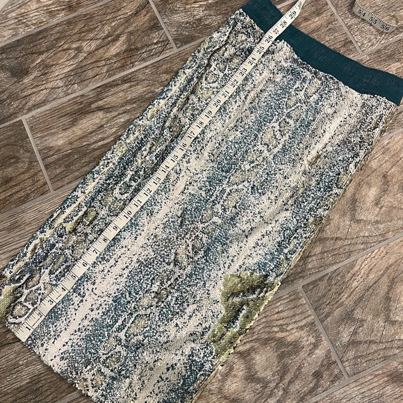 Le Superbe Liza Skirt Rattler Aqua, Women’s Size Small - Picture 5 of 10